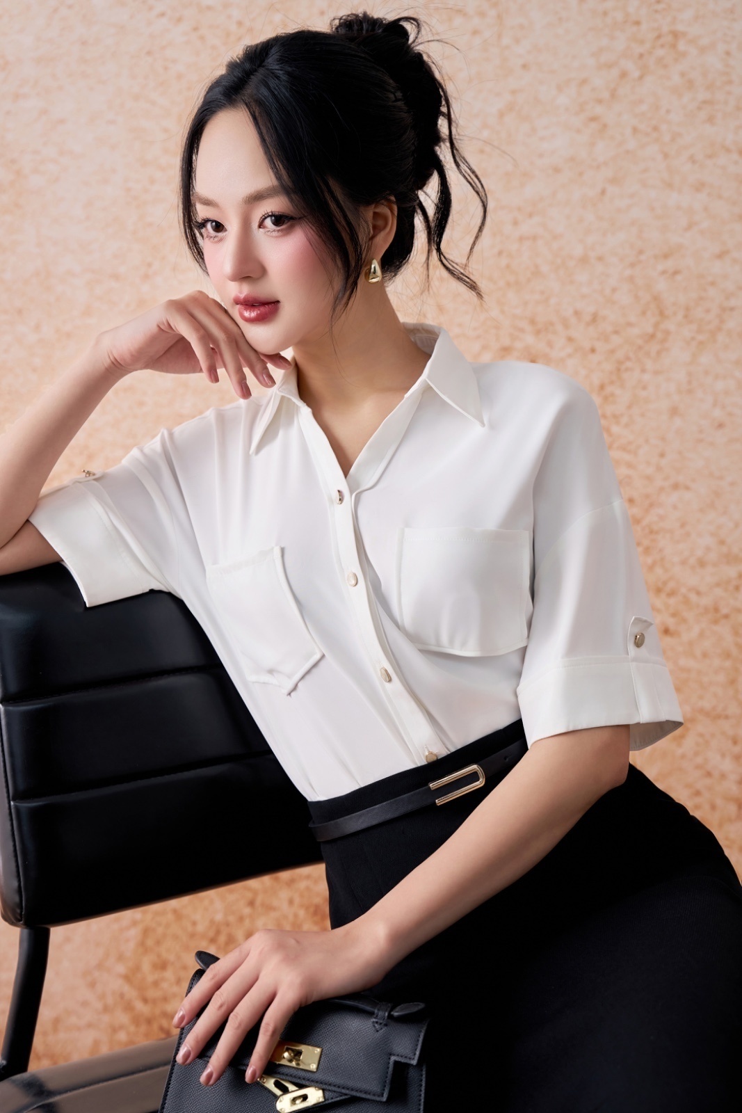 SM158LA - Sơ mi cổ V 2 túi ngực