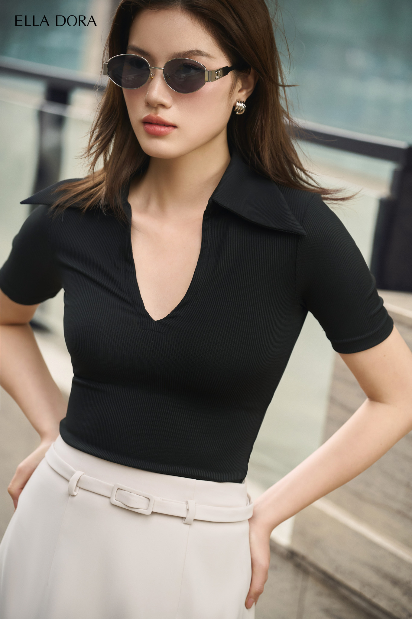 AT38LA - Áo thun cổ đức xẻ V
