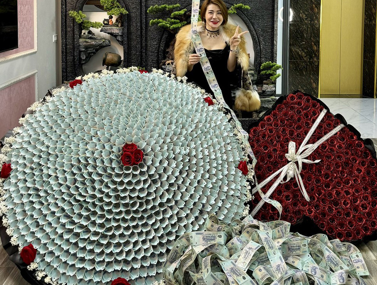 LỚP HỌC CẮM HOA TIỀN NÂNG CAO