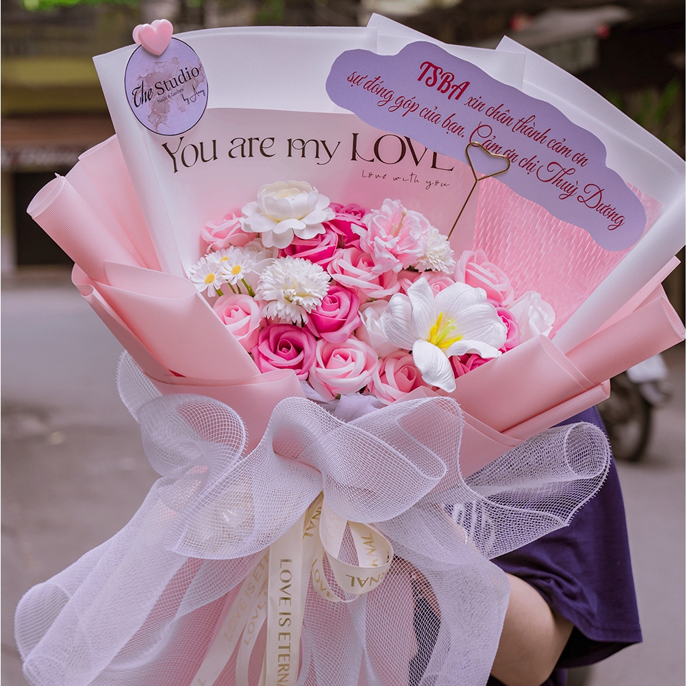 Bó Hoa Sáp Mix Tone Màu Hồng – Món Quà Yêu Thương