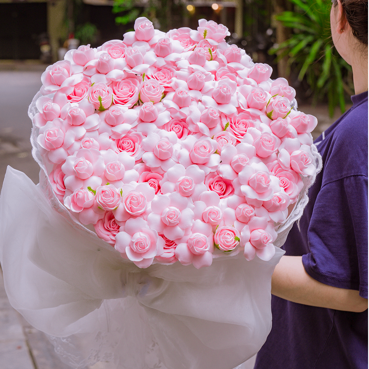 Bó Hoa Hồng Sáp Tỉ Muội Màu Hồng Nhẹ Nhàng – Lãng Mạn