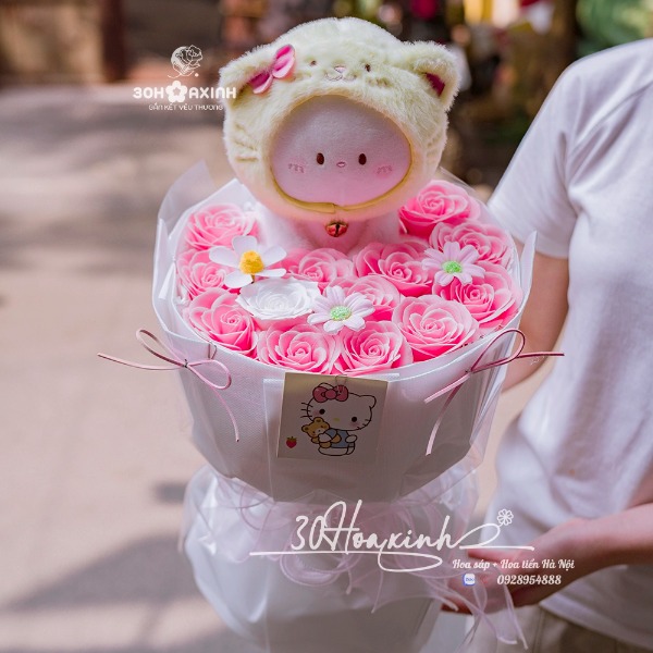 Gấu Bông Ôm Hoa Sáp Tone Màu Hồng
