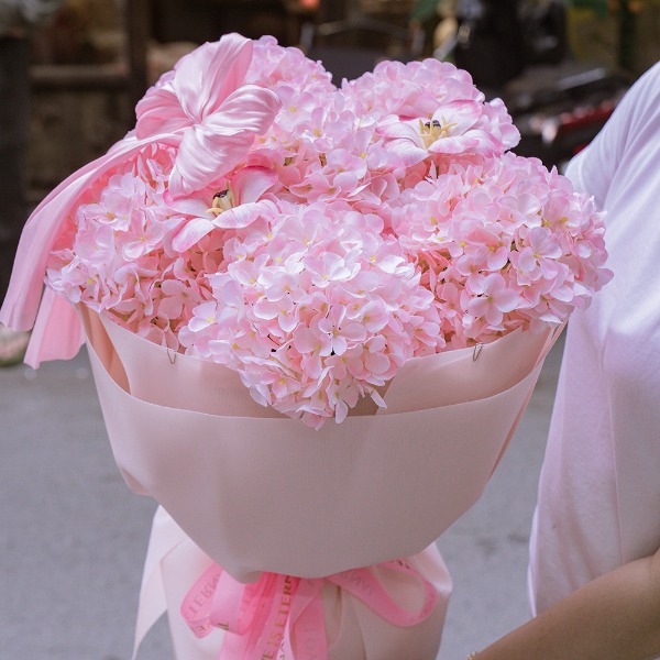 Hoa Lụa Cẩm Tú Cầu Màu Hồng Phai – Nhẹ Nhàng