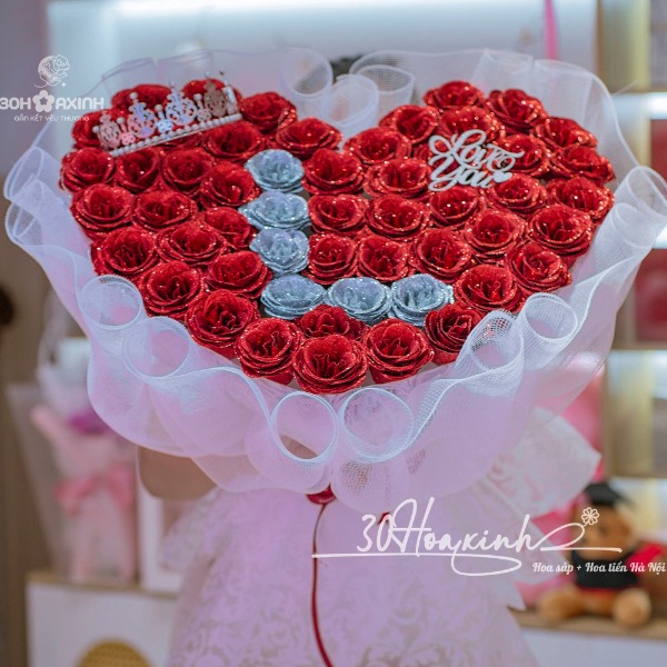 Bó hoa nhũ trái tim 50 bông viết tên theo yêu cầu