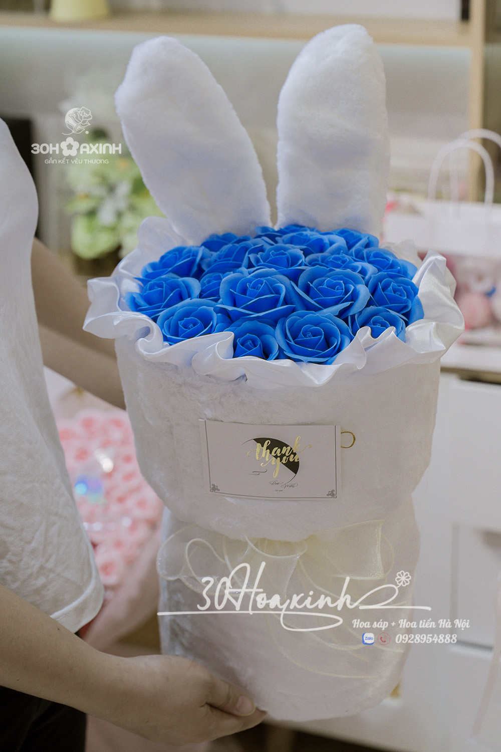Hoa Sáp Tai Thỏ Màu Xanh Dương
