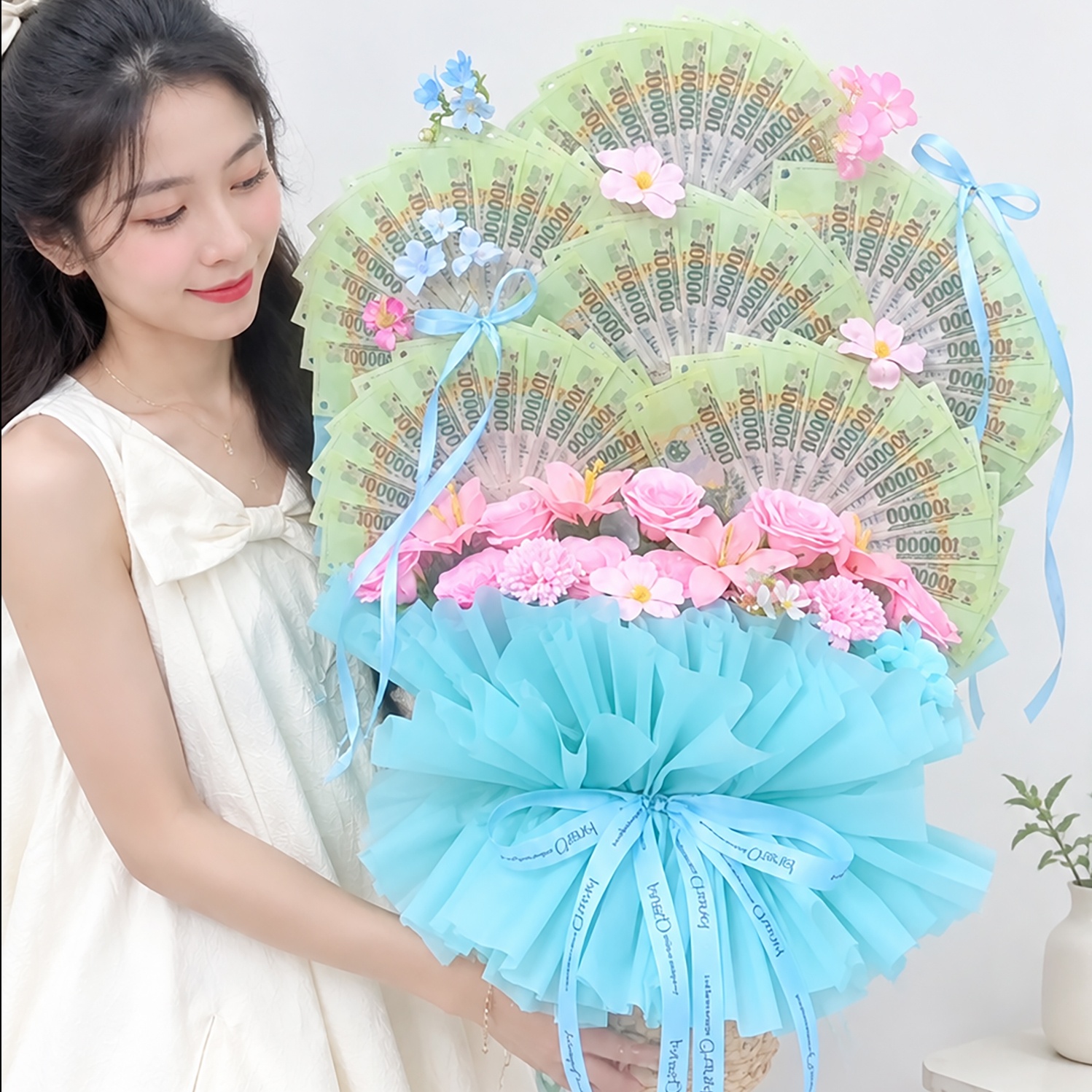 Lẵng Hoa Tiền 60 Tờ 100K Xếp 6 Quạt – Món Quà Lãng Mạn Và Thiết Thực