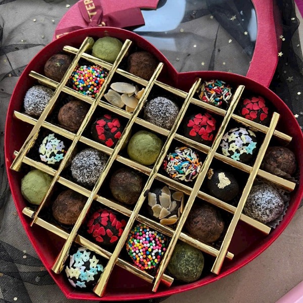 Hộp Socola Valentine Trái Tim