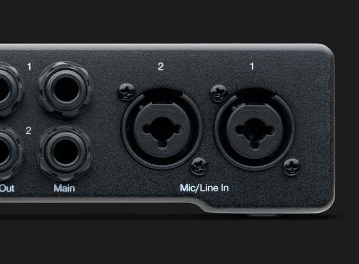 PreSonus Quantum HD 2 USB-C Audio Interface với có thêm các cổng như USB-C/Thunderbolt, MIDI I/O, Line Out, cổng nguồn...