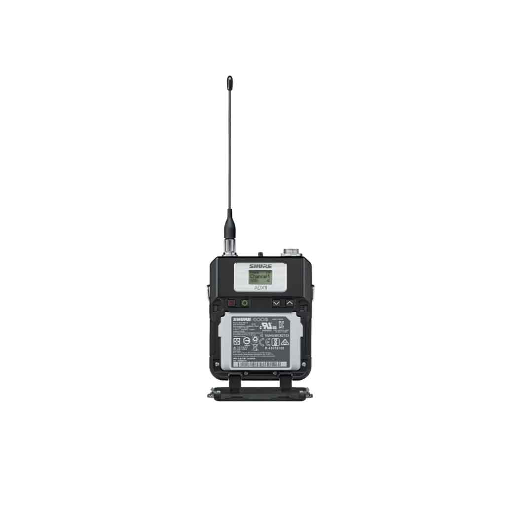 Bộ phát đeo người không dây Shure ADX1 với có thiết kế dạng hộp nhỏ gọn, màu đen với các góc được bo tròn, giúp đeo thoải mái bên hông hoặc giấu kín trong trang phục