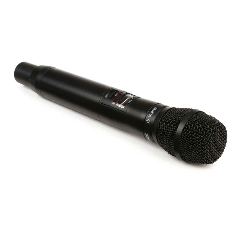 Bộ phát micro không dây cầm tay Shure ULXD2/SM87 với thiết kế màn hình LCD có đèn nền màu xanh dương, hiển thị rõ thông tin: tần số, kênh, mức tín hiệu RF/AF, trạng thái pin.