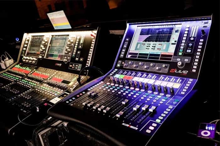 Control Surface Allen & Heath dLive C2500 - Chính hãng
