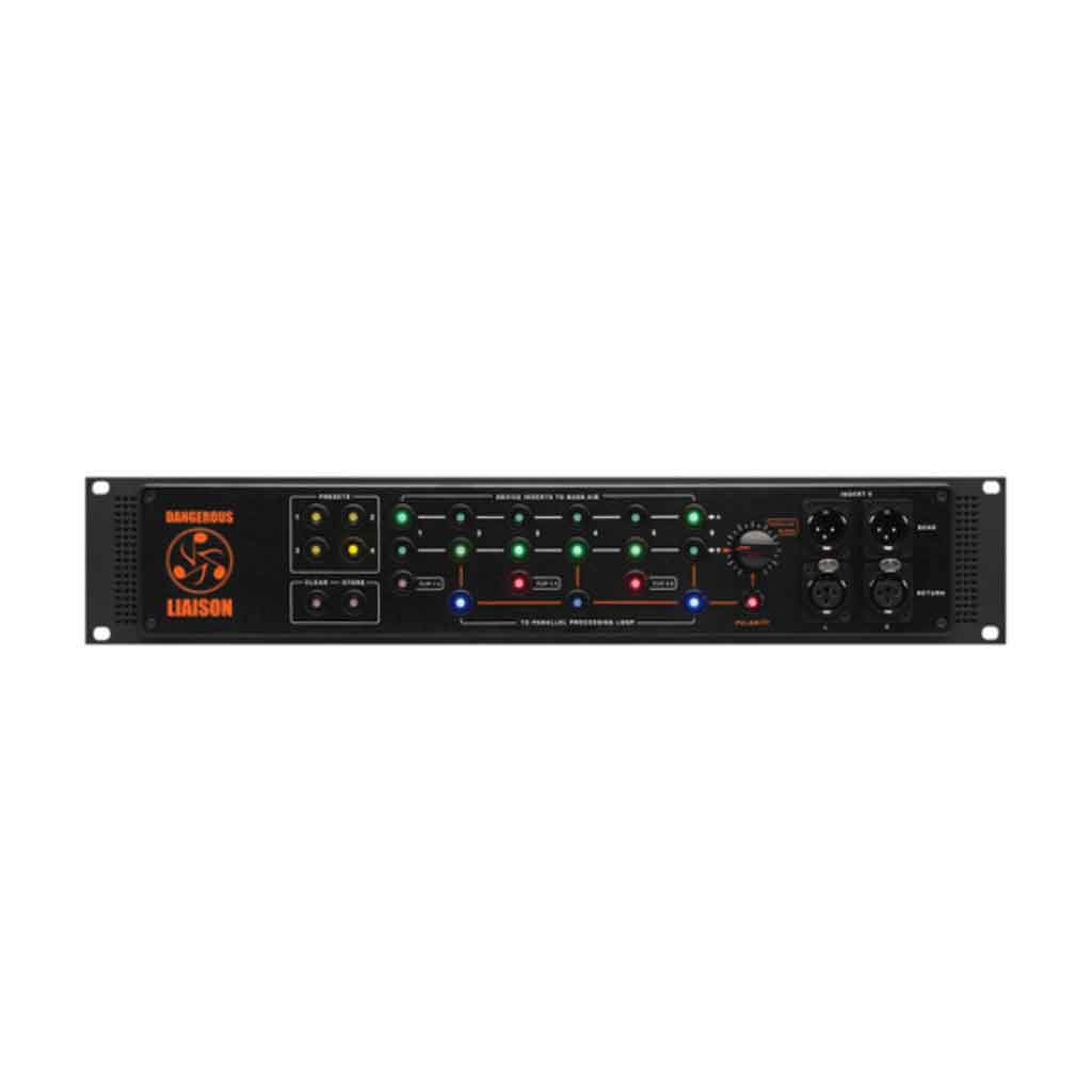 Dangerous Music LIAISON Analog Master Router với có thiết kế Logo "DANGEROUS LIAISON" màu cam nổi bật bên trái, biểu tượng đặc trưng của hãng.