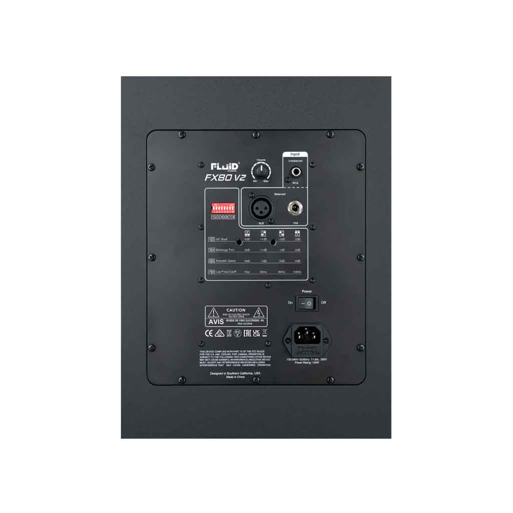 Fluid Audio FX80 Coaxial Studio Monitor hình đang được chụp mặt sau của sản phẩm với thiết kế có 4 phích cắm đầu vào các loại và 1 nút công tắc nguồn 