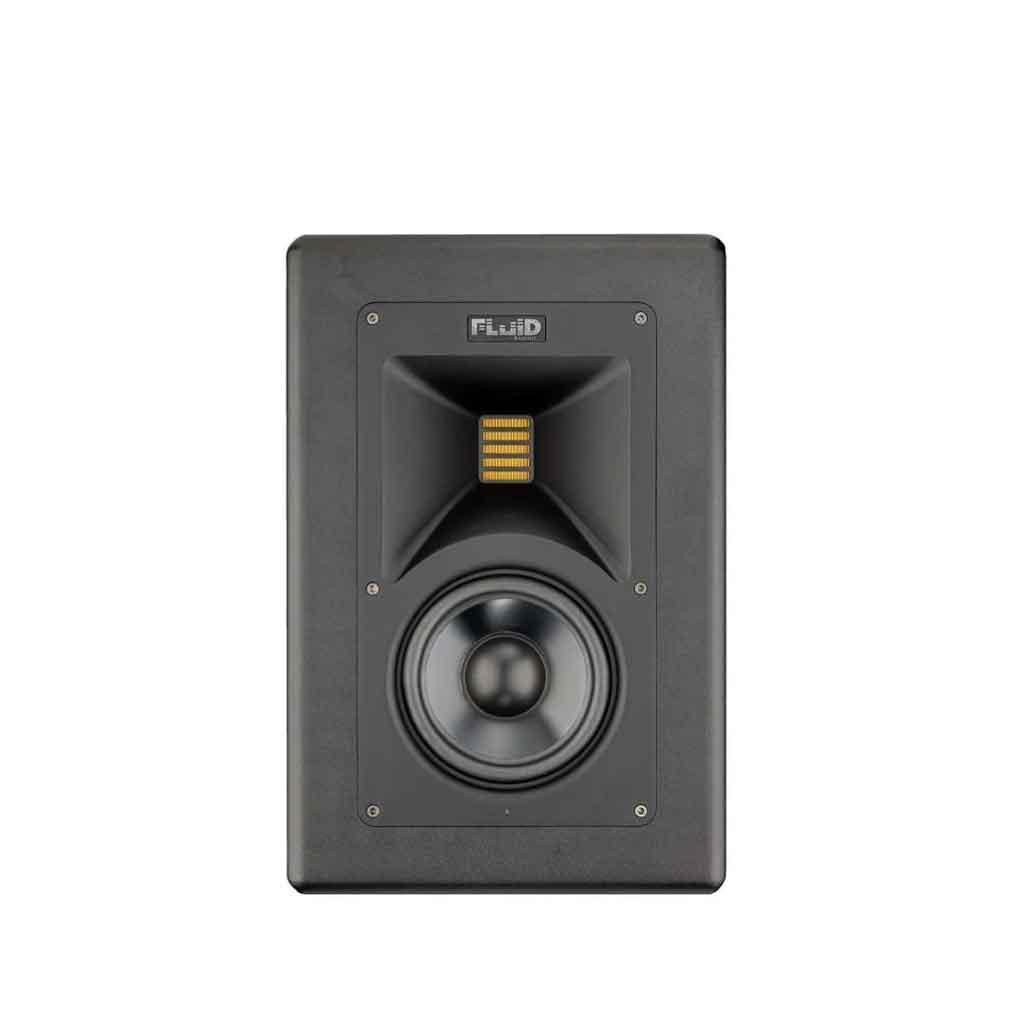 Fluid Audio Image 2 hình miêu tả với được thiết kế mid-Woofer: kích thước khoảng 8 inch, hình nón với màng loa đen và viền cao su – chịu trách nhiệm tái tạo dải trung và trầm