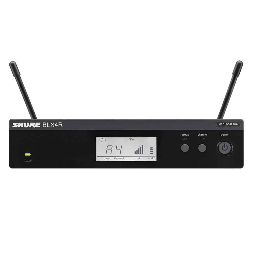 Hệ thống micro không dây cài áo Shure BLX14R/W93 với có thiết kế màn hình LCD lớn hiển thị thông tin nhóm/kênh, tín hiệu RF (radio) và AF (âm thanh)
