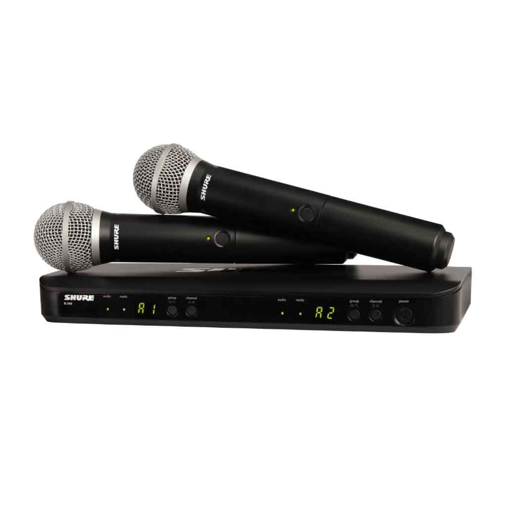 Hệ thống micro không dây cầm tay đôi Shure BLX288/PG58  với được thiết kế kiểu dáng để bàn (desktop) với vỏ nhựa đen bóng, các cạnh bo tròn mềm mại, mang lại vẻ hiện đại và tinh tế
