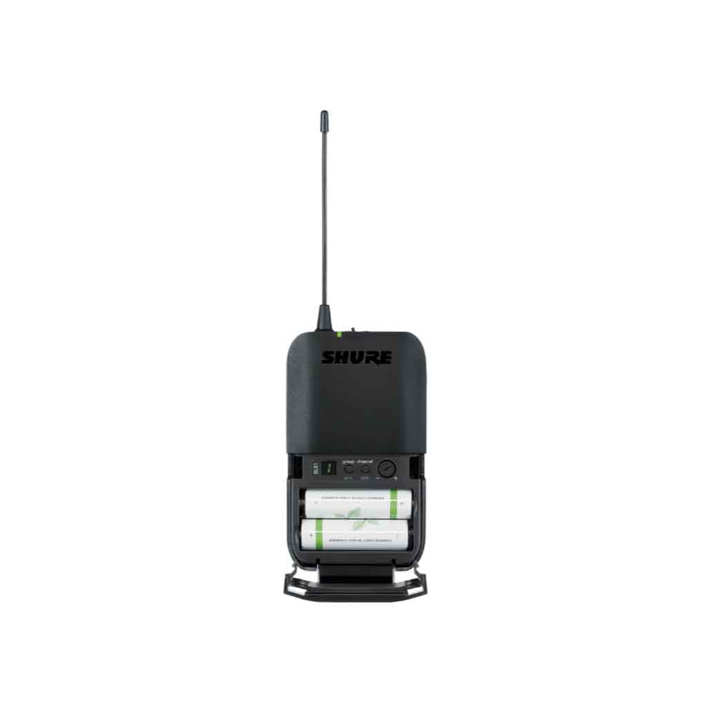Hệ thống micro không dây Shure BLX1288/PGA31 Bộ micro không dây đôi Shure BLX1288/MX153 với có thiết kế đầu micro phủ lưới kim loại màu bạc, chuẩn dynamic cardioid.  Có nút nguồn và đèn LED tín hiệu tiện lợi ở phần thân micro.