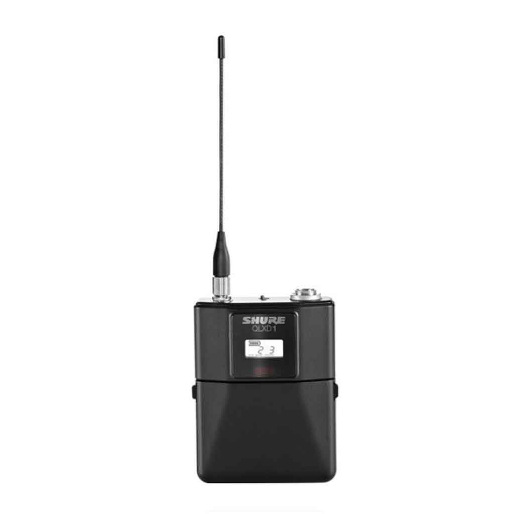 Hệ thống micro không dây Shure QLXD14/83 hình đang được chụp miêu tả chi tiết sản phẩm Hai ăng-ten đặt phía sau giúp tăng cường khả năng thu sóng ổn định.