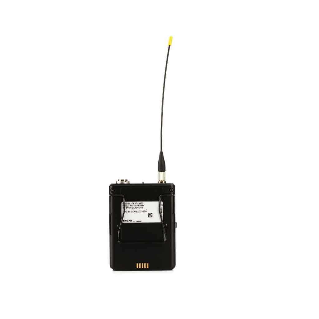 Hệ thống micro không dây Shure QLXD14/SM35 hình đang được miêu tả chụp chi tiết mắt sau của micro trong khoảng không nền trắng 