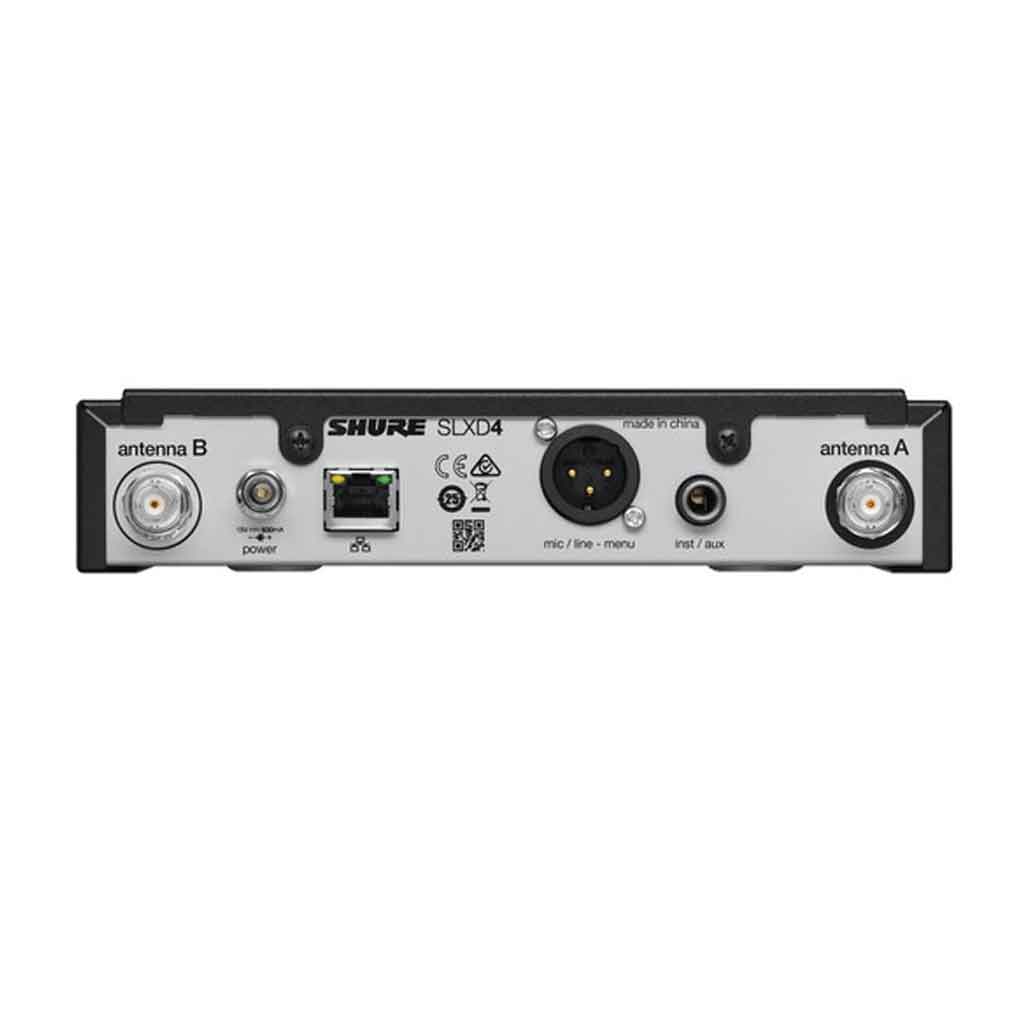 Hệ thống micro không dây Shure SLXD24/K8B hình đang được miêu tả chụp chi tiết mặt cắm phích cắm vào với thiết kế có 6 phích cắm đầu vào
