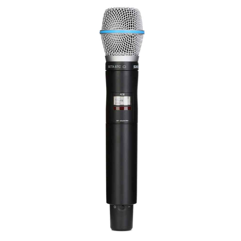 Micro không dây cầm tay Shure AD2/B87C hình đang được chụp miêu tả chi tiết micro không dây cầm tay Shure AD2/BETA87C, thuộc hệ thống Axient Digital