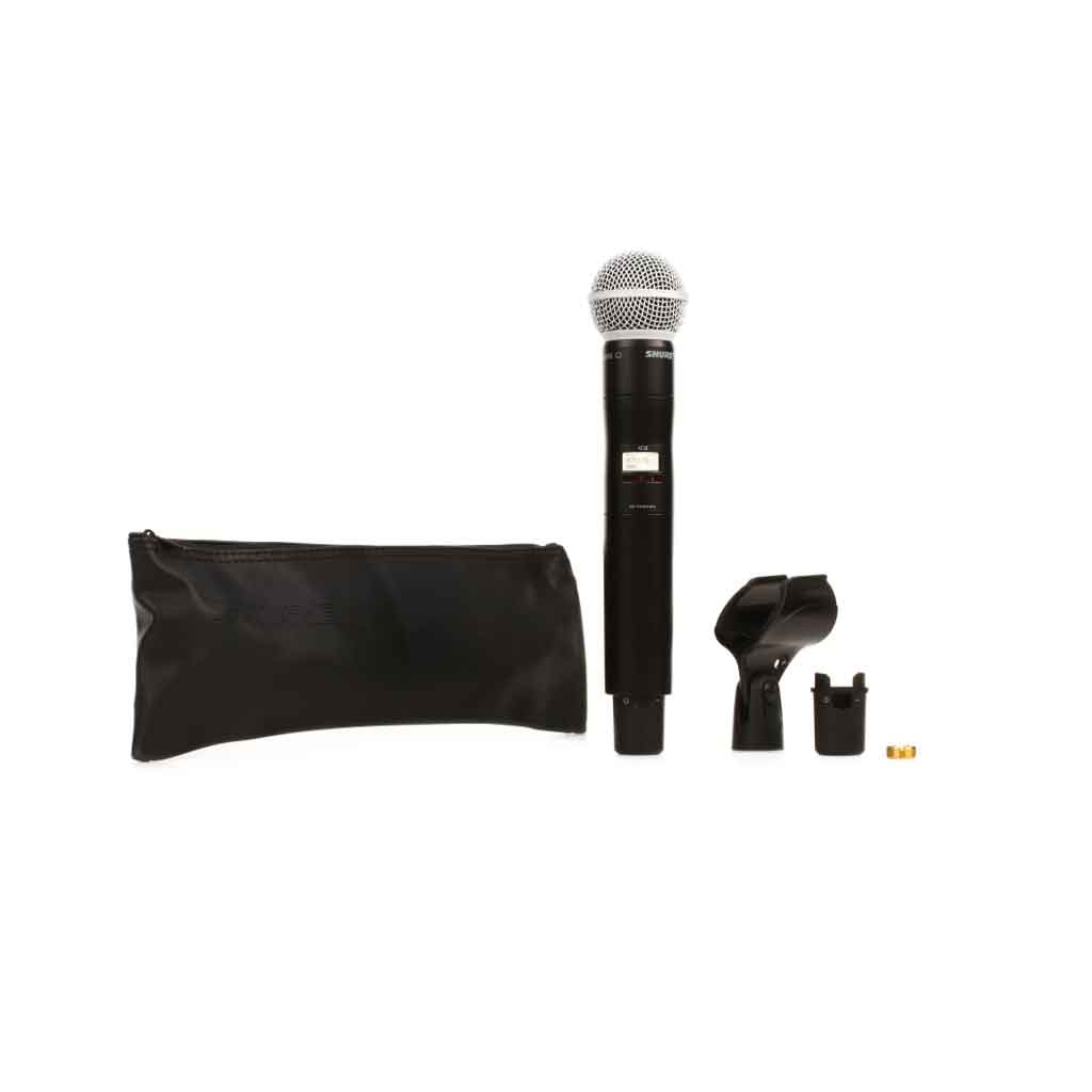 Micro không dây cầm tay Shure AD2/SM58 hình đang được miêu tả hình đang được chụp miêu tả chi tiết sản phẩm micro có đầy đủ phụ kiện kèm theo
