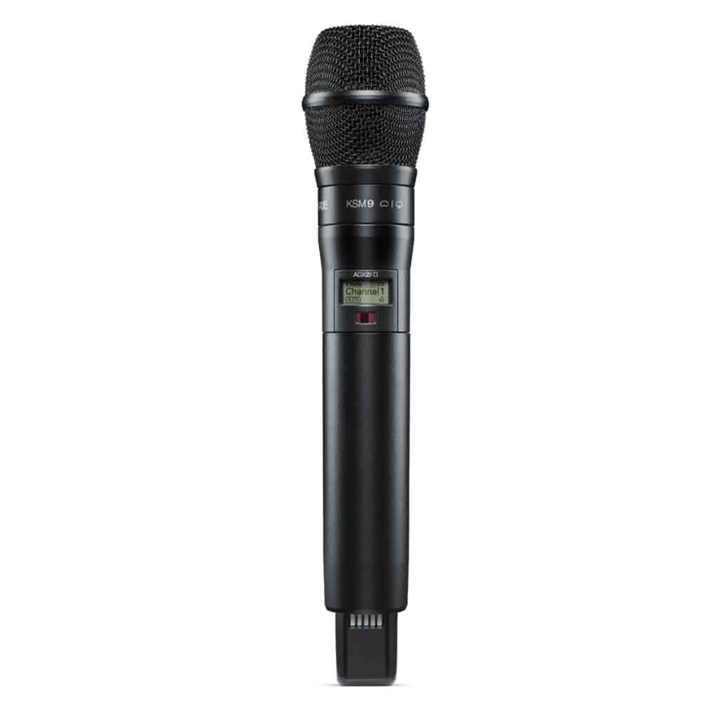 Micro không dây cầm tay Shure ADX2FD/K9 hình đang được chụp miêu tả shure ADX2FD/K9 Wireless Handheld Microphone Transmitter, thuộc dòng Shure Axient Digital, phiên bản màu đen mạnh mẽ và chuyên nghiệp