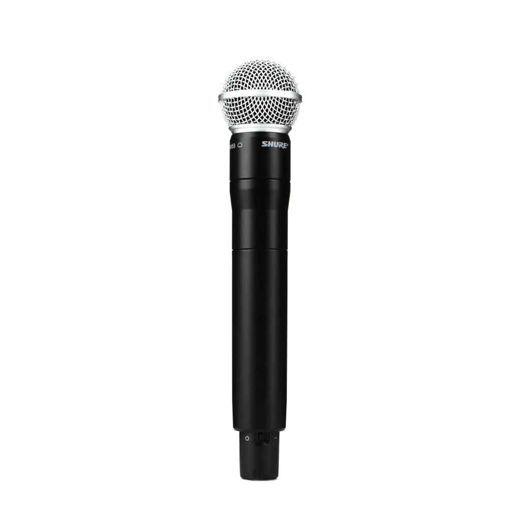 Micro không dây cầm tay Shure ADX2FD/SM58 hình đang được miêu tả chi tiết thiết kế thân micro màu đen nhám, thiết kế hiện đại và chắc chắn