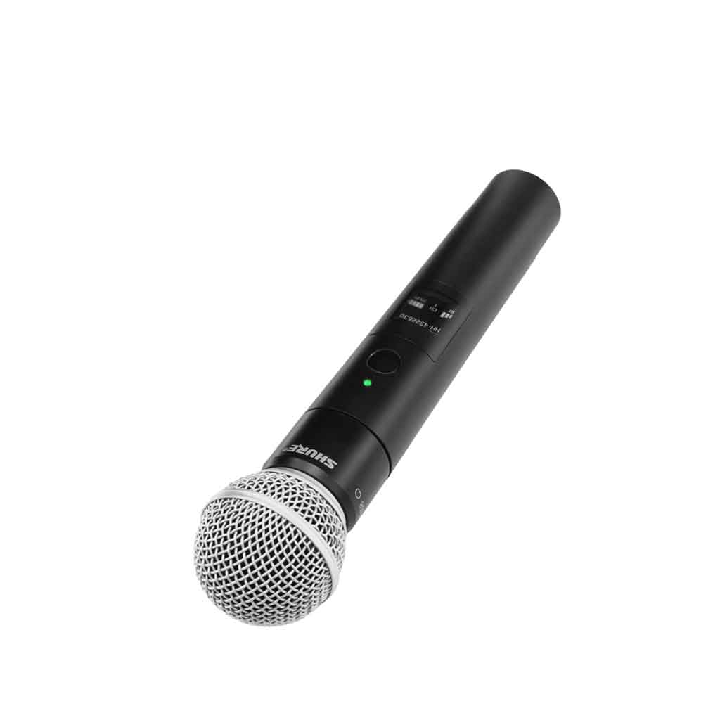 Micro không dây cầm tay Shure MXW2X hình được miêu tả đầu lưới kim loại hình cầu, phong cách đặc trưng của dòng Shure Beta 58A, mang lại khả năng thu âm rõ ràng và chống