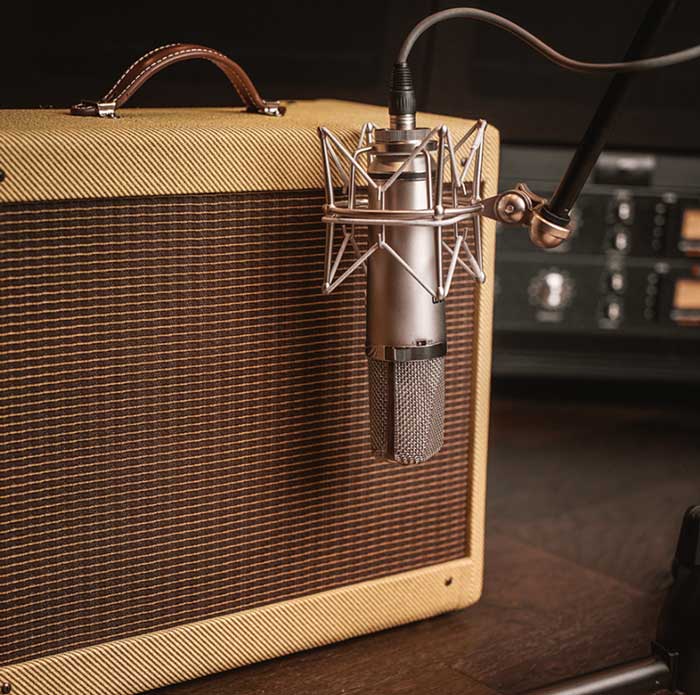 Micro thu âm Warm Audio WA-67 | Chính hãng - Trả góp 0%