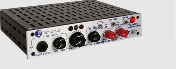 Summit Audio 2BA-221 Preamp được chụp từ góc trên xuống 