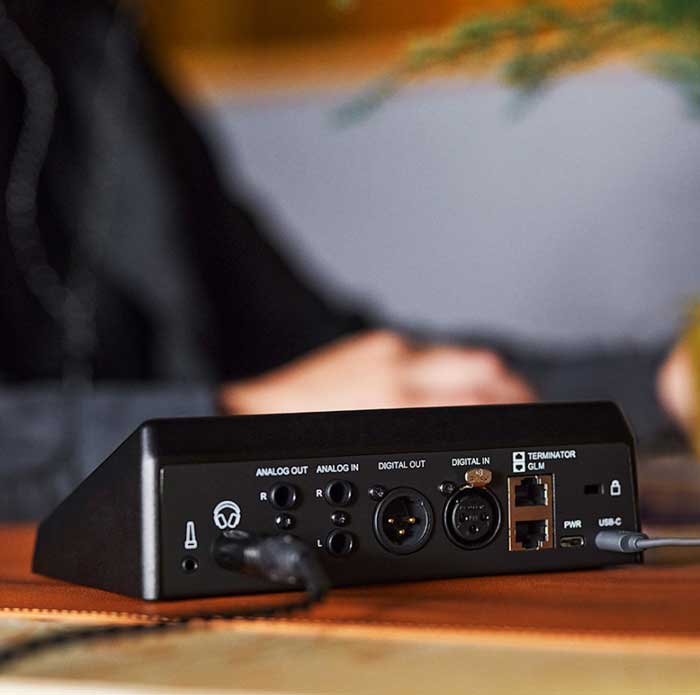 Reference Controller Genelec 9320A SAM™ - Chính hãng