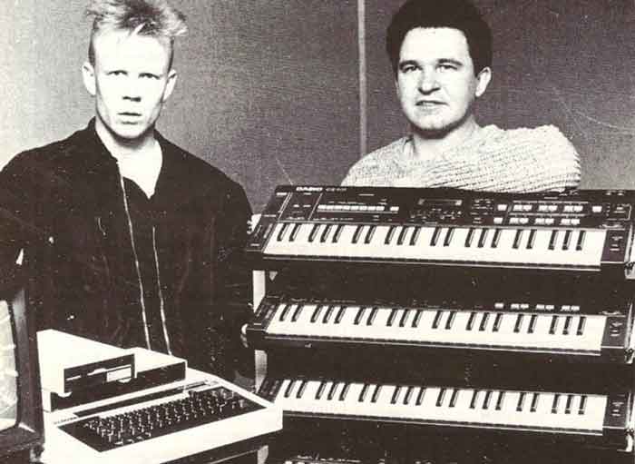 Arturia CZ V Phase Distortion Synthesizer Software
