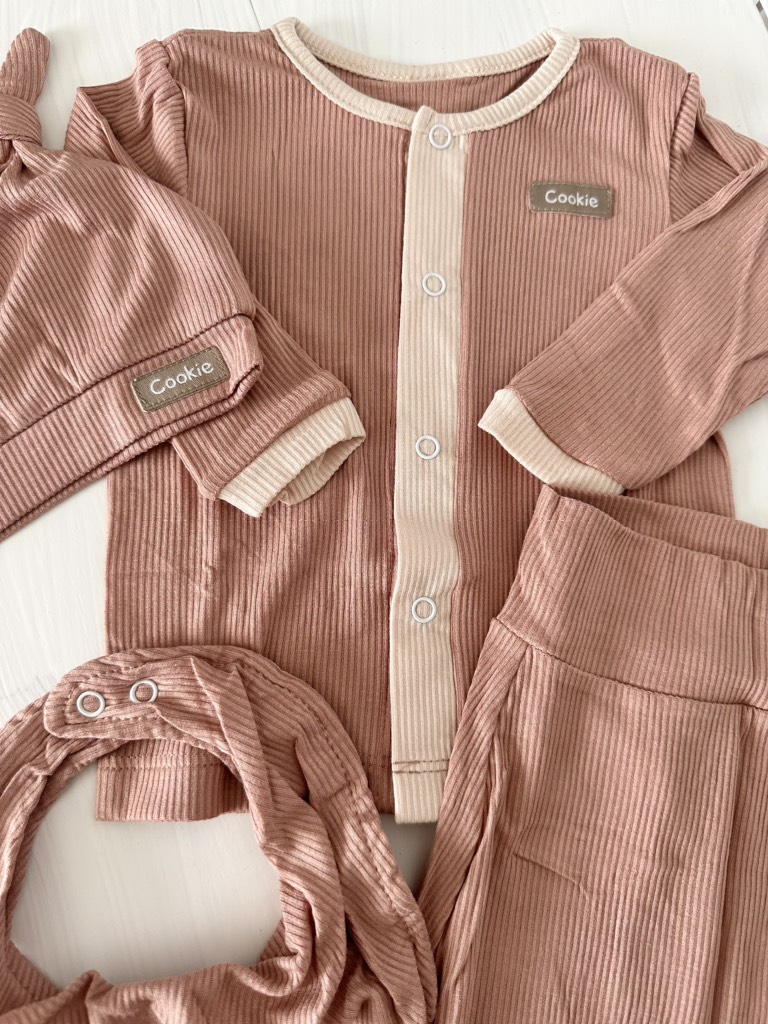 Set dài tay cài giữa kèm mũ bao tay bao chân yếm, quần cạp cao, sơ sinh 0-3m Cookie