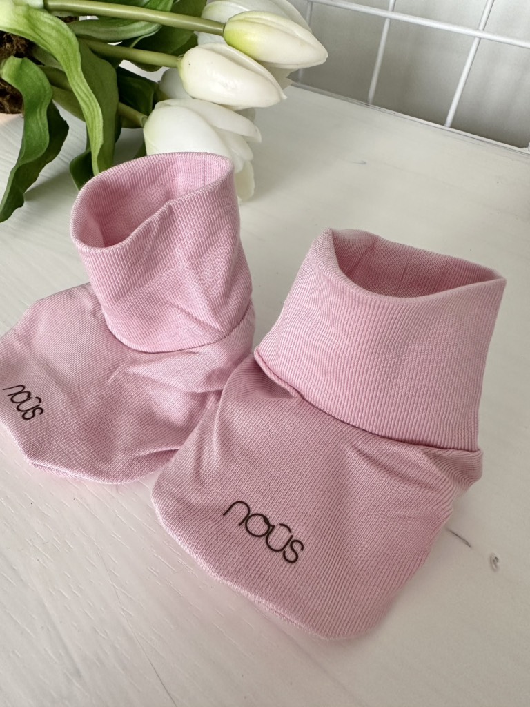 Bao tay, bao chân cho bé sơ sinh đến dưới 6 tháng