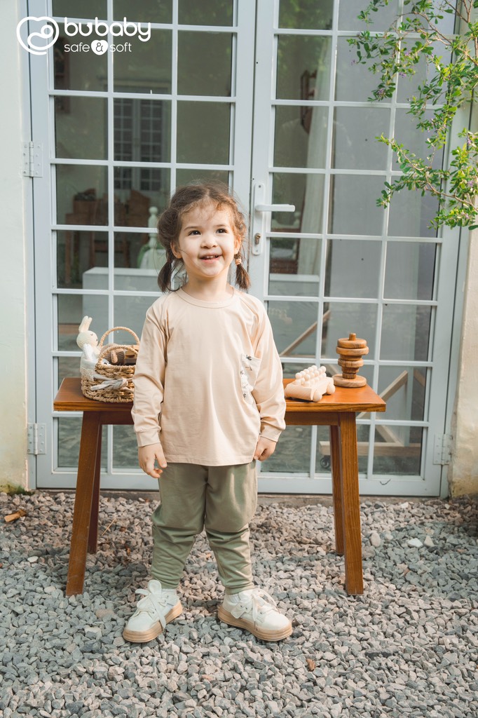 (6M-5Y) Bộ dài tay raglan cài cúc sau túi ngực Dona - Vải sợi tre cotton Bu Baby