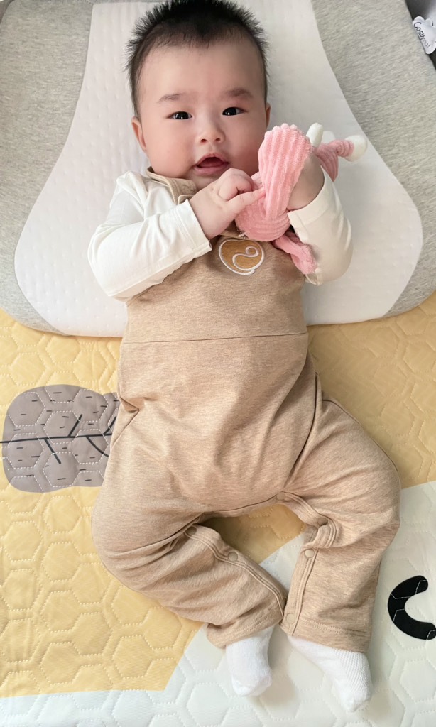 Set áo tay dài sợi tre và quần yếm BU Kyomi