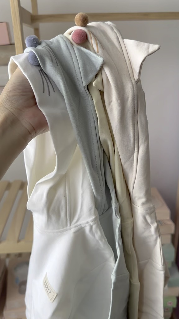 (6M-4Y) Áo khoác Hoodie tai mèo cho bé từ Hrnee - Chống nắng, cản gió, giữ ấm điều hoà thân nhiệt