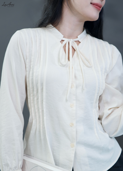 Sơ mi xếp li cổ V LAAE9