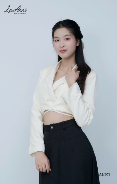 Khoác vest crop 2 lớp thắt dây sau