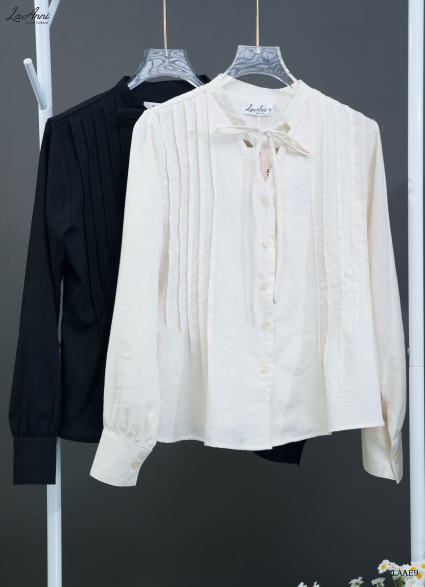 Sơ mi xếp li cổ V LAAE9