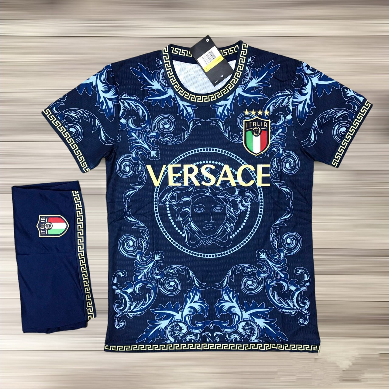 Quần áo Italia
