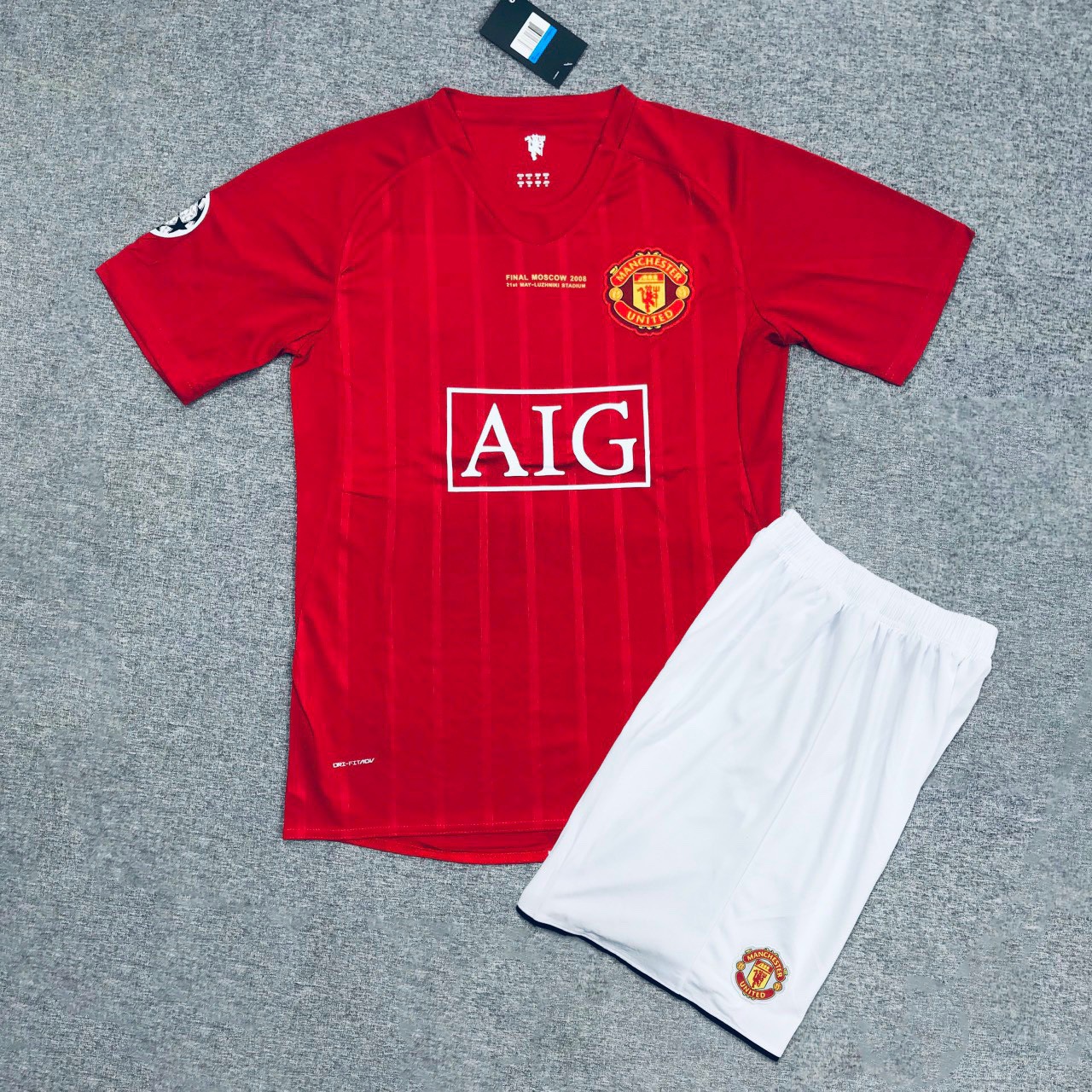 Quần áo Manchester United