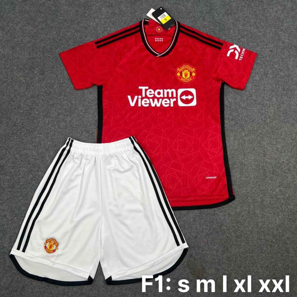 Quần áo Manchester United