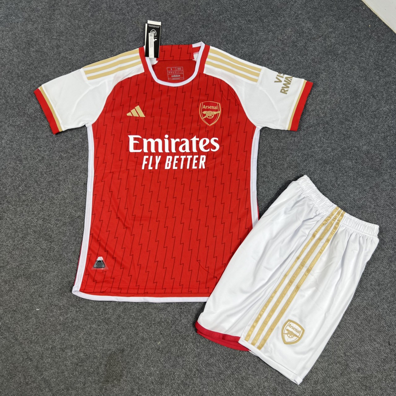 Quần áo Arsenal