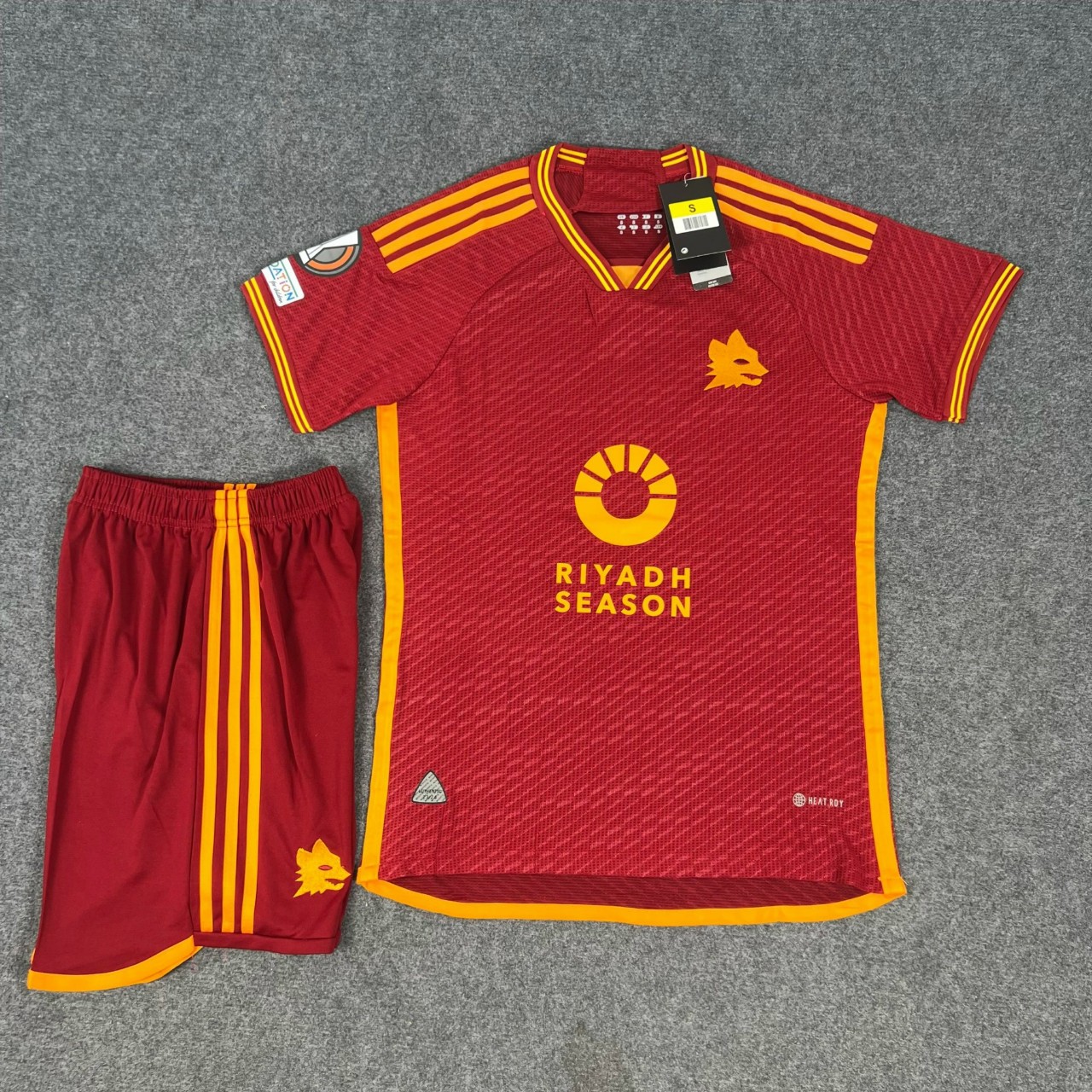 Quần áo As Roma