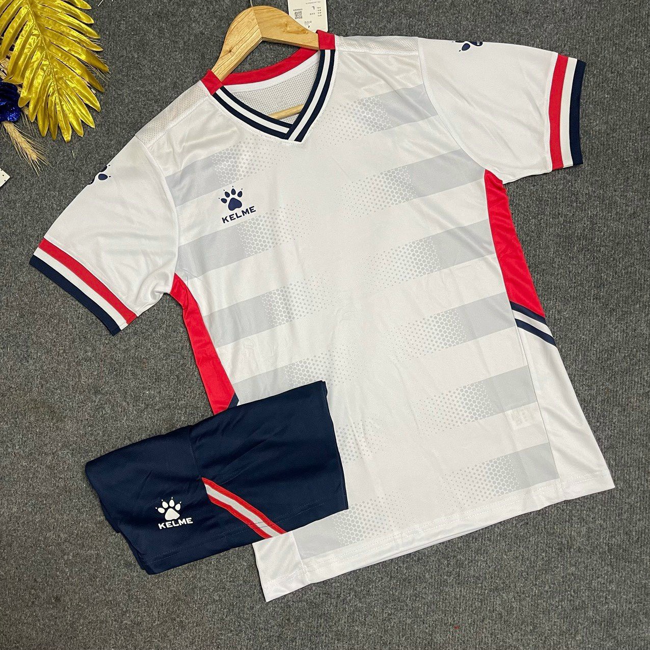 Quần áo Kelme Fex
