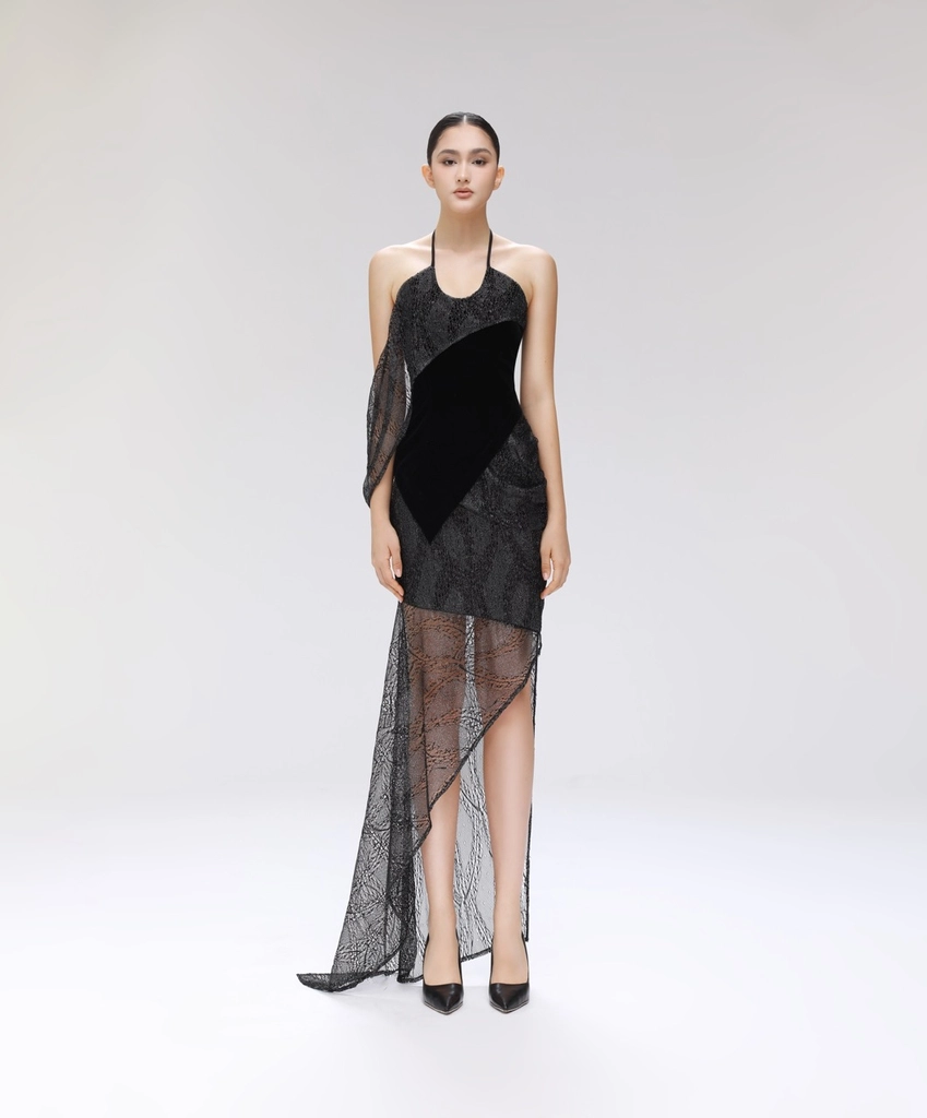 SELCOUTH DRESS