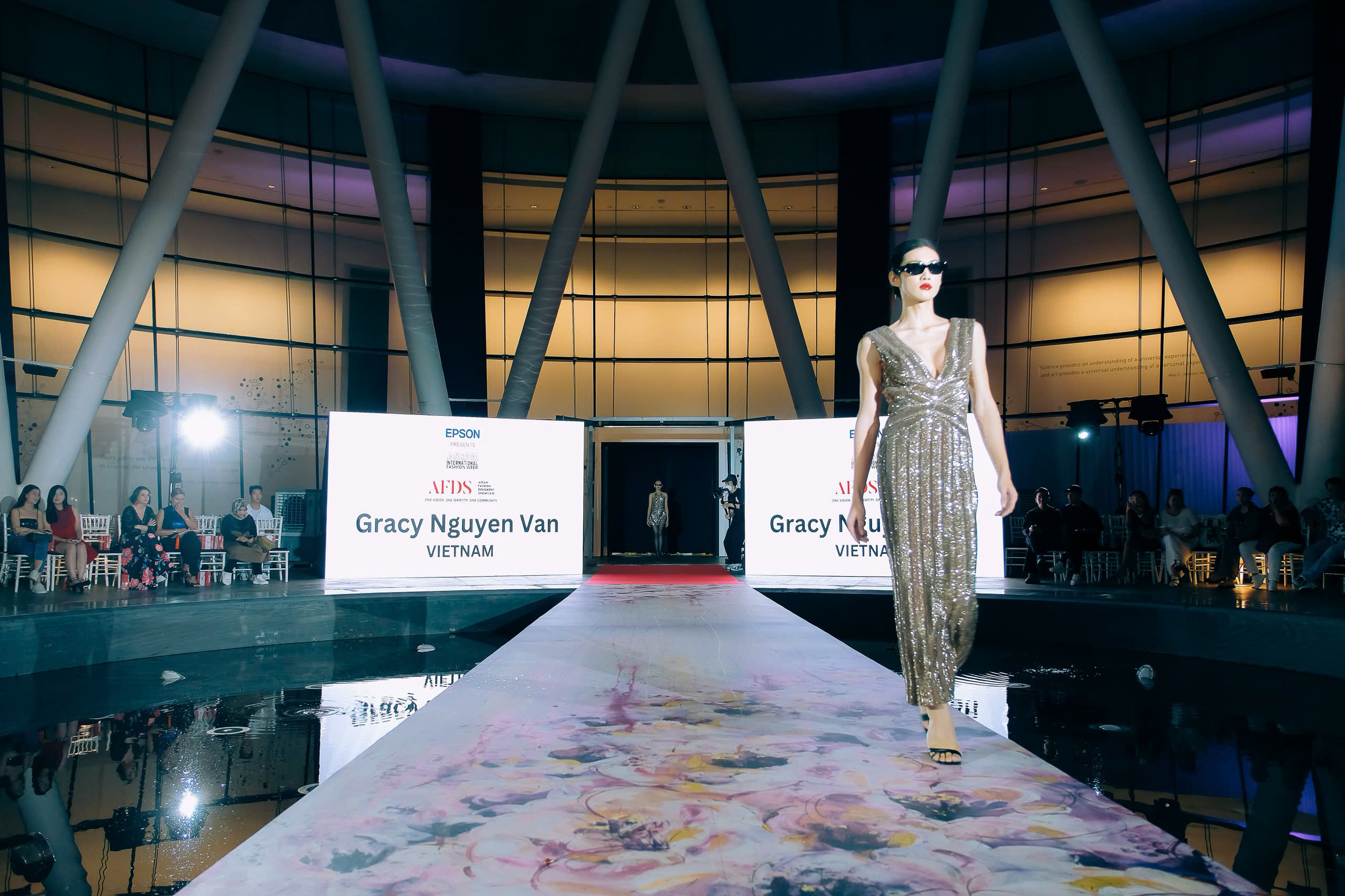 VENUSIA DRESS
