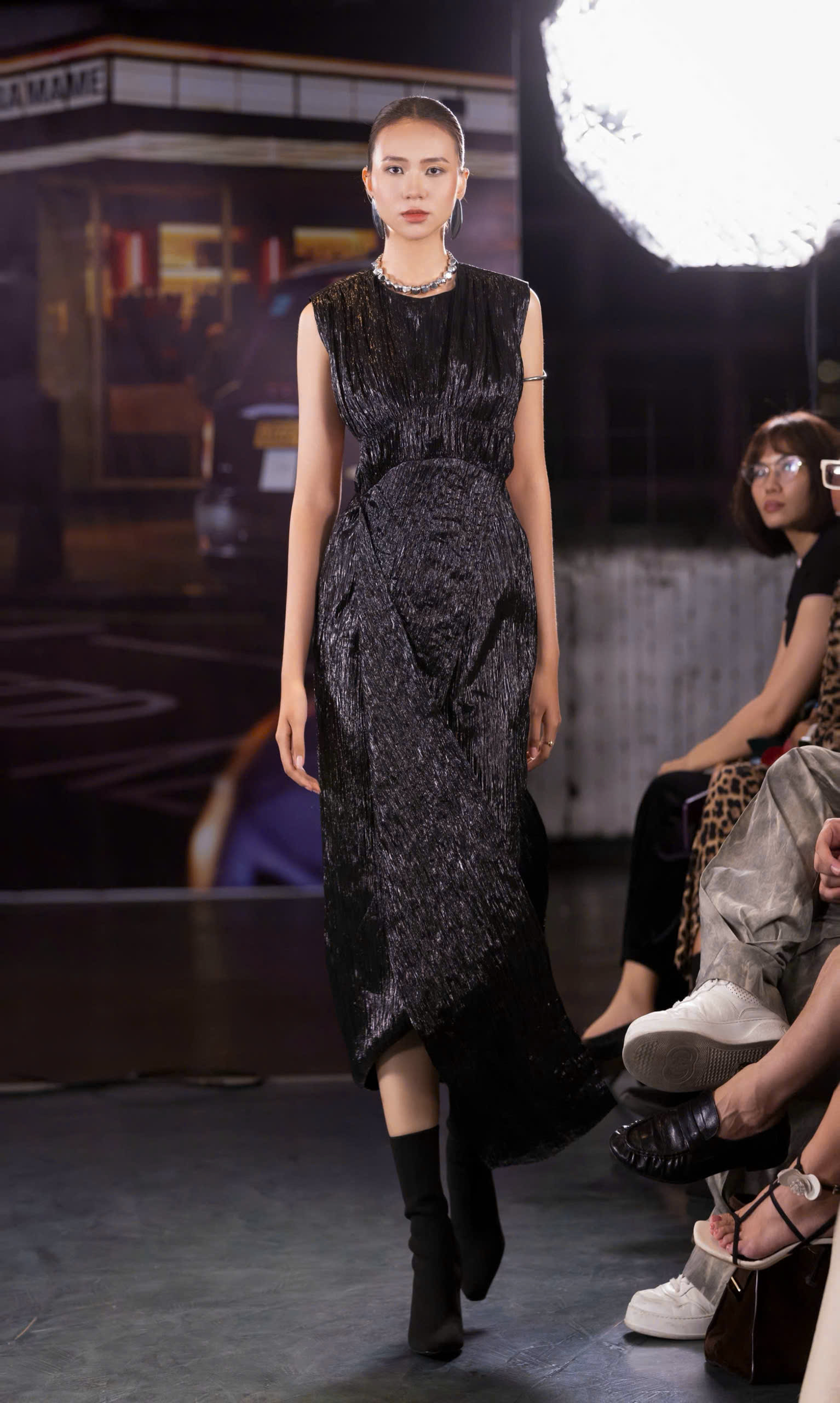 WANDERING DRESS